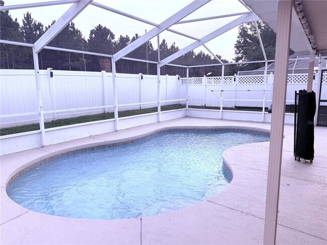 Building Photo - 161 China Berry Cir