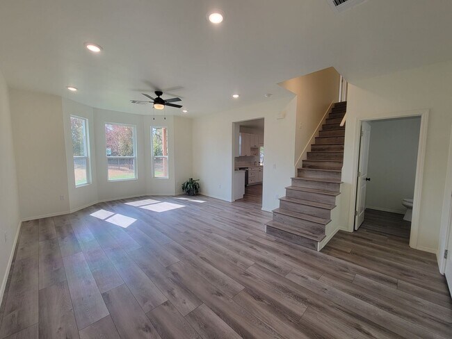 Building Photo - COMING SOON!!!! Gorgeous 2 story home in Granite Shoals