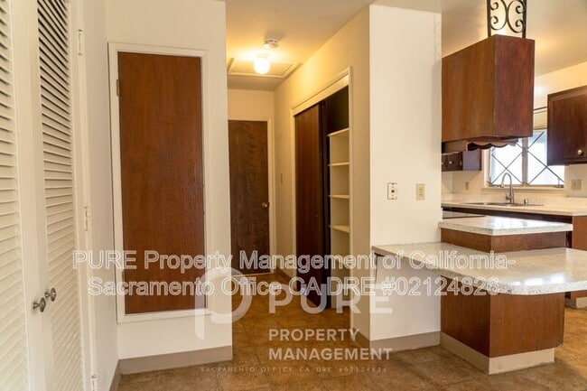 Building Photo - 9152 Cecile Way