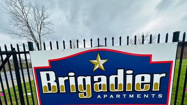 Building Photo - Experience Luxury Living at Bellagio Living II: Modern Apartments in Lawrence, Indiana