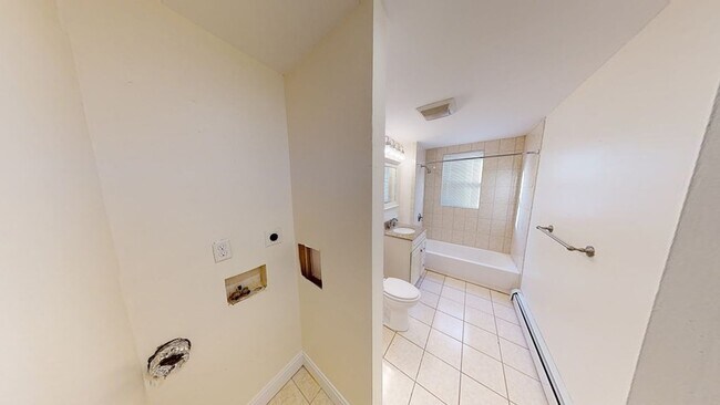 Building Photo - 55 Hazleton St