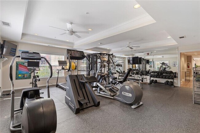 Building Photo - 3275 Lenox Rd NE