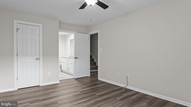 Building Photo - 4008 Waltham Ct