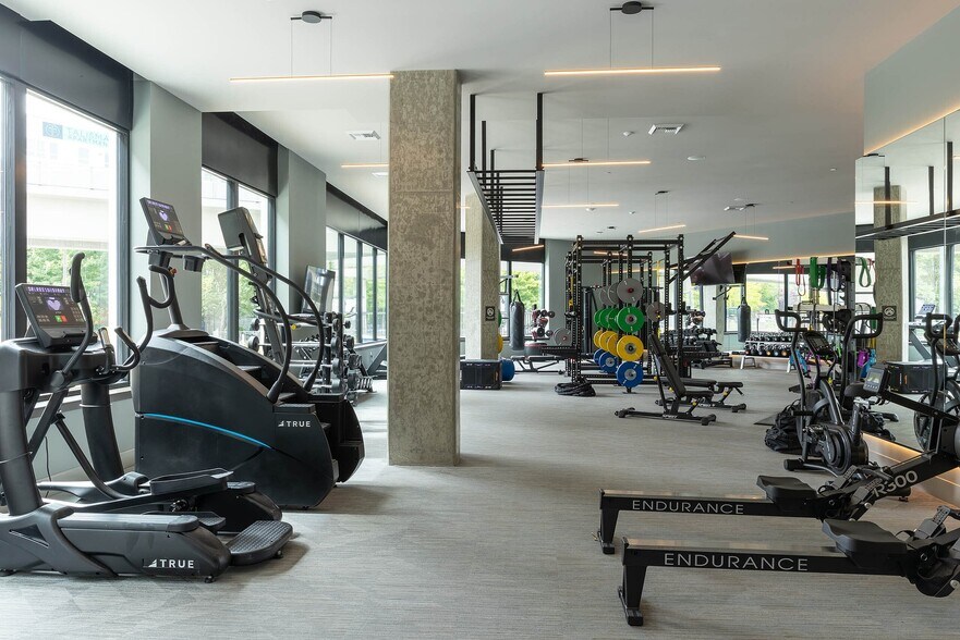 Fitness studio - AMLI Redmond Way