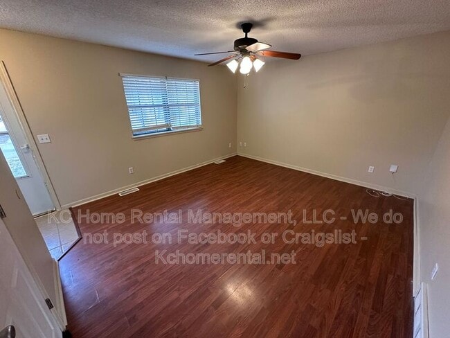 Building Photo - 124 N Garfield St