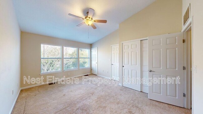 Building Photo - 8127 Summer Palm Ct