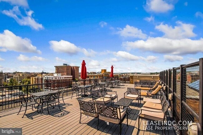 Building Photo - 1701 16th St NW