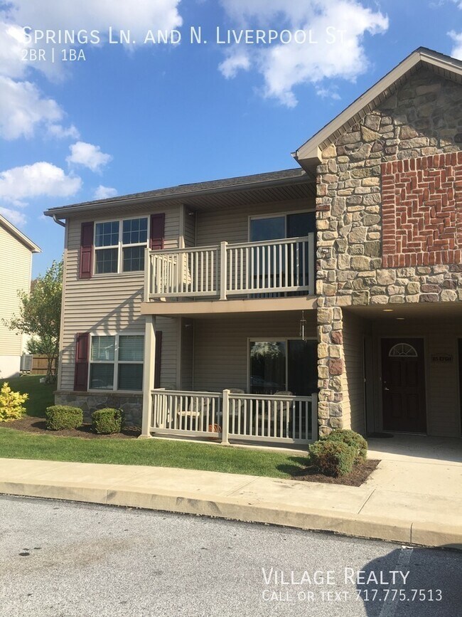 Building Photo - 85 Springs Ln