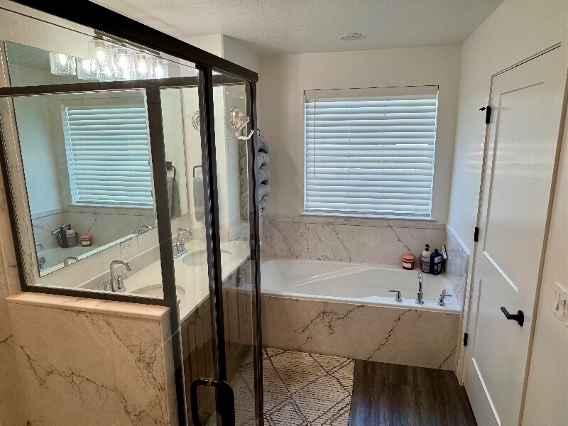 Building Photo - 1860 S Courtney Way