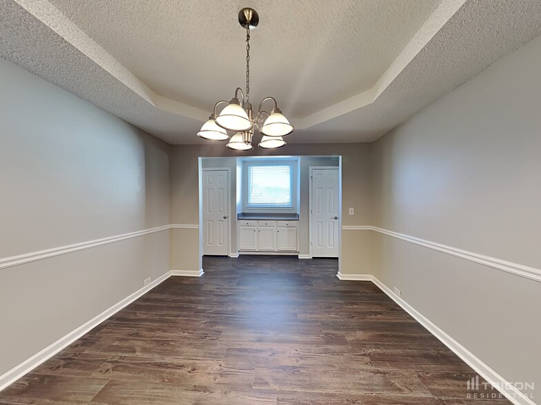 Building Photo - 5148 Estonian Dr