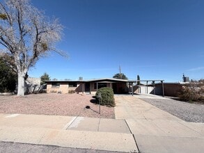 Building Photo - 3BR/2BA with Carport 1,958 sq.ft. rental in Sierra Vista, AZ