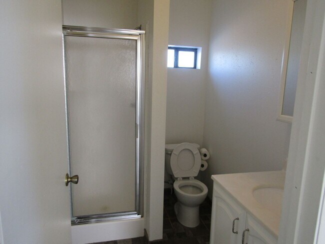 Building Photo - 6529 Justin Ln