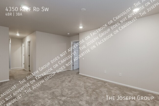 Building Photo - 4350 Reef Rd SW