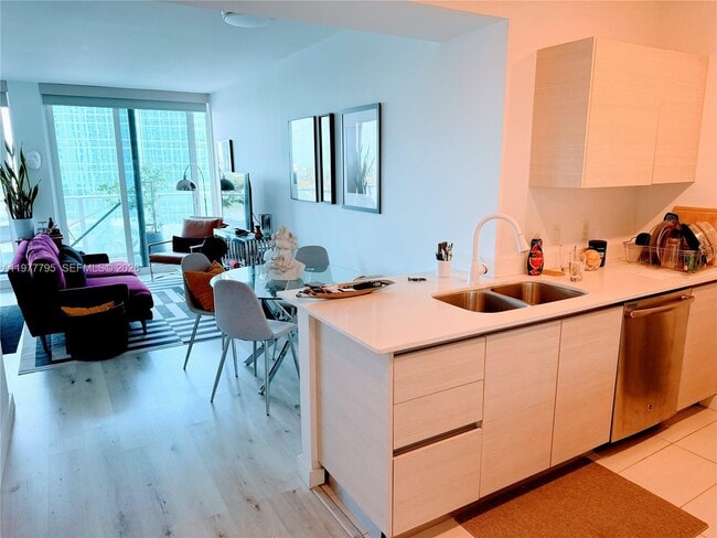 Building Photo - 4250 Biscayne Blvd