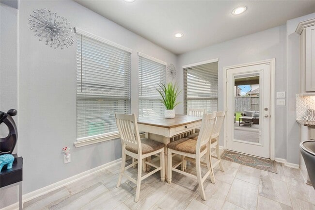 Building Photo - 30643 Morning Dove Dr