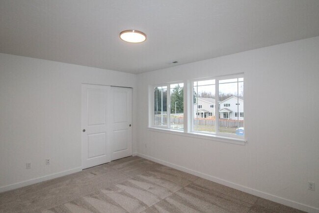 Building Photo - BRAND NEW HOME WITH ALL THE UPGRADES 4bed 2.5bath 2326sf 2 Car Garage