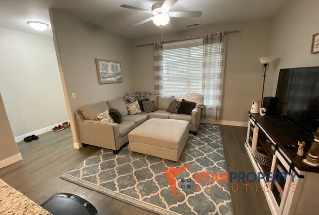 Building Photo - 12272 S Macdill Ct