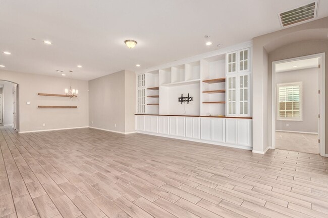Building Photo - New Rental Listing in Madison Vistas