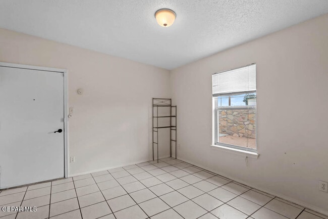 Building Photo - 11564 Jamaican Palm Dr