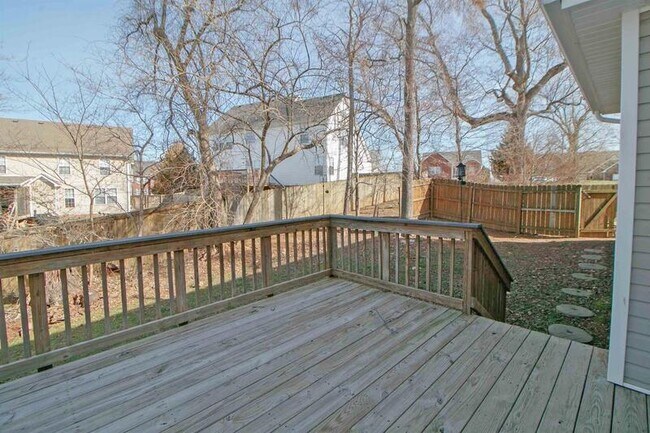 Building Photo - 3147 Holly Point