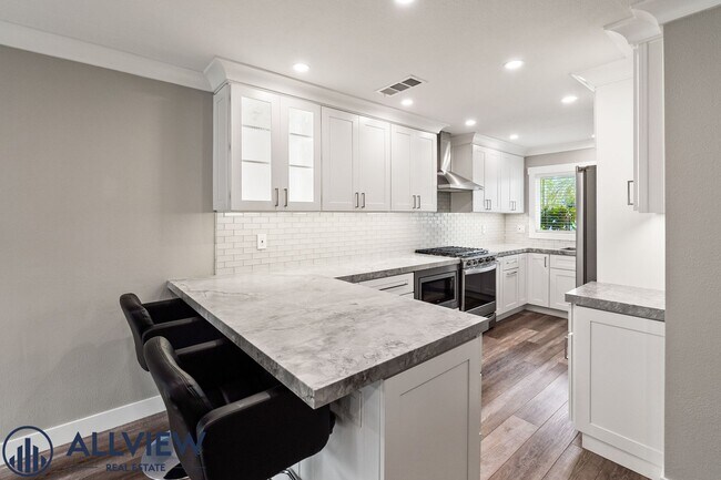 Building Photo - Highly Upgraded, Large Condo in Huntington Beach!