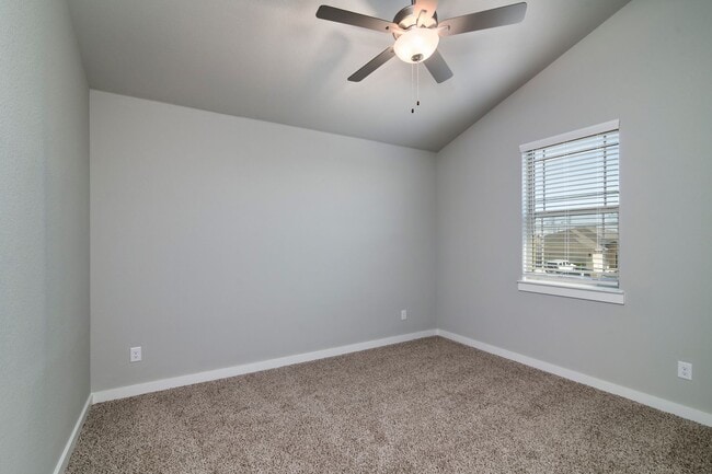 Building Photo - GORGEOUS 2 BEDROOM FOUR PLEX LOCATED IN MIDLOTHIAN ISD!