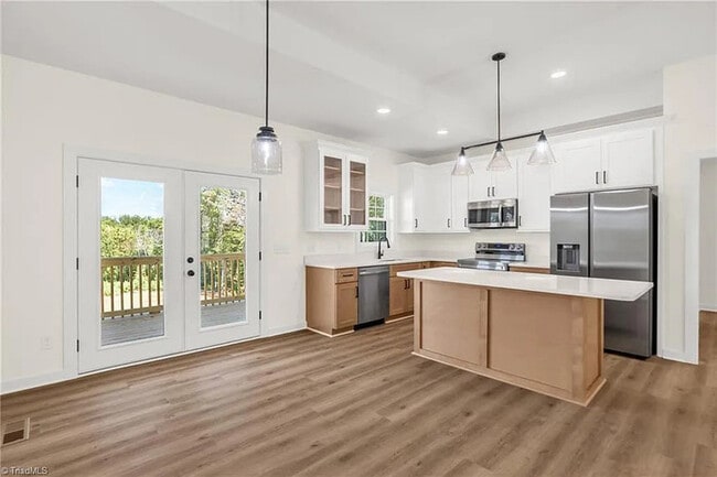 Building Photo - Earn Wealth While Leasing - Like a Homeowner - Lease to Own