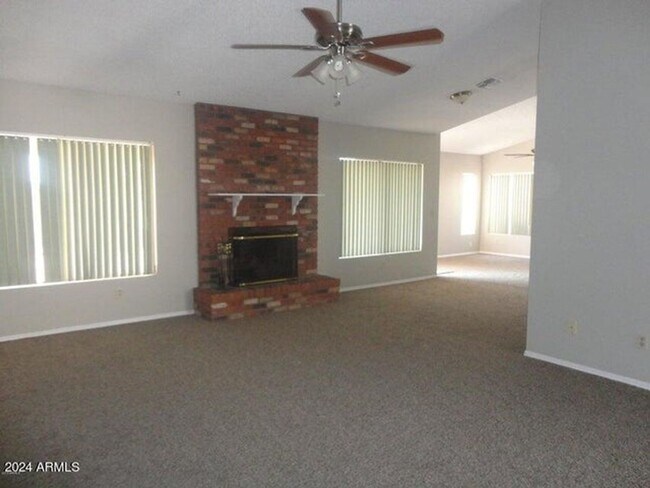 Building Photo - Peoria rental -111th Ave/ Olive