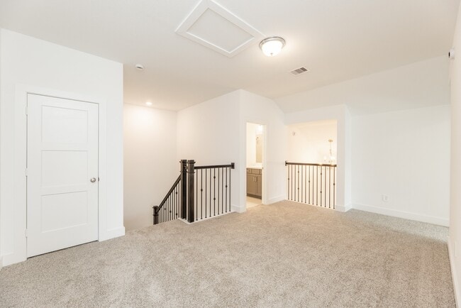 Building Photo - 7819 Cattail Shallows Ln