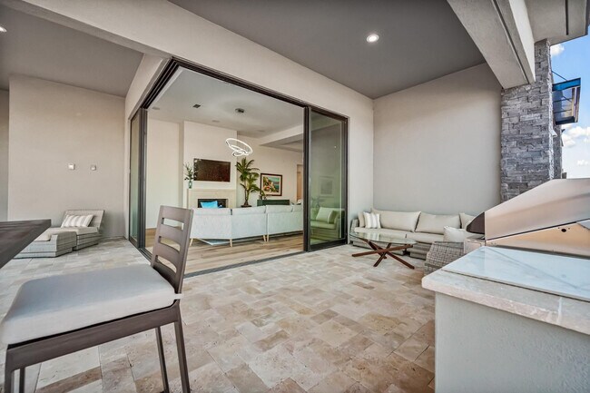 Building Photo - 12378 E Troon Vis Dr