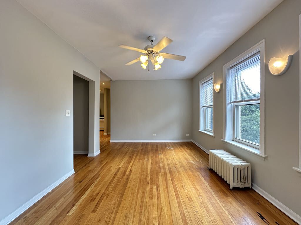 Building Photo - 4224 N Paulina St