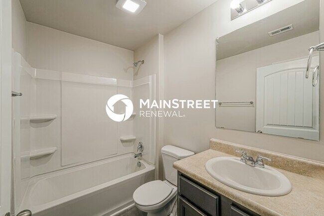 Building Photo - 3 Bedroom Pet-Friendly Home in MONTEVALLO, AL with Main Street Renewal