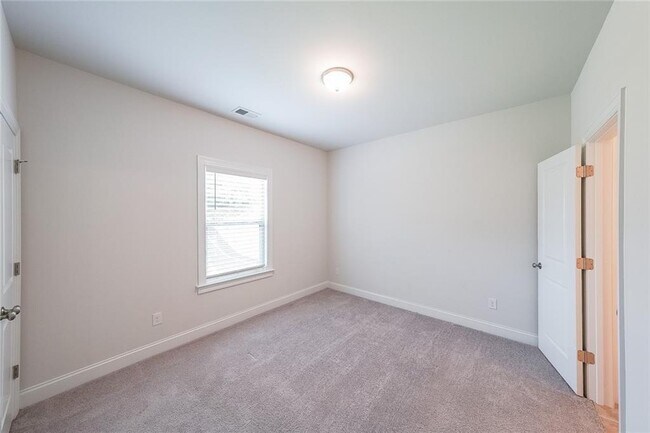 Building Photo - 5789 Creek Indian Dr
