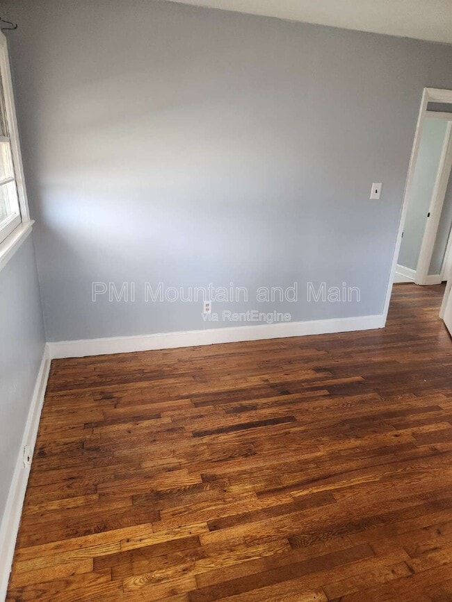 Building Photo - 16 Belvedere Rd