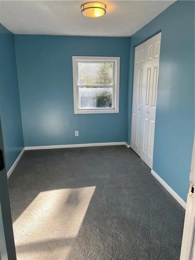 Building Photo - 3BD/ 1 BA Home for Rent- Coraopolis