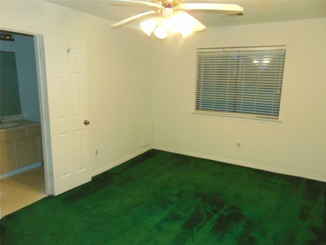 Building Photo - 8603 Rustling Leaves Dr