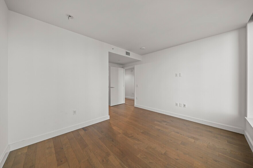 Building Photo - 1388 Kettner Blvd
