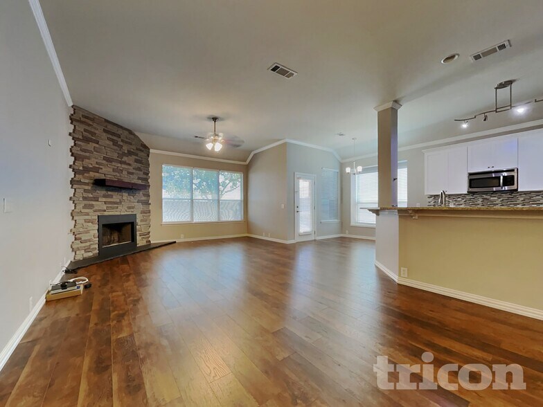 Building Photo - 2748 Cedar Ridge Ln