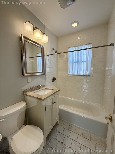Building Photo - 36 Dedham St