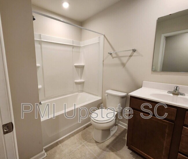 Building Photo - 236 Lily Park Way