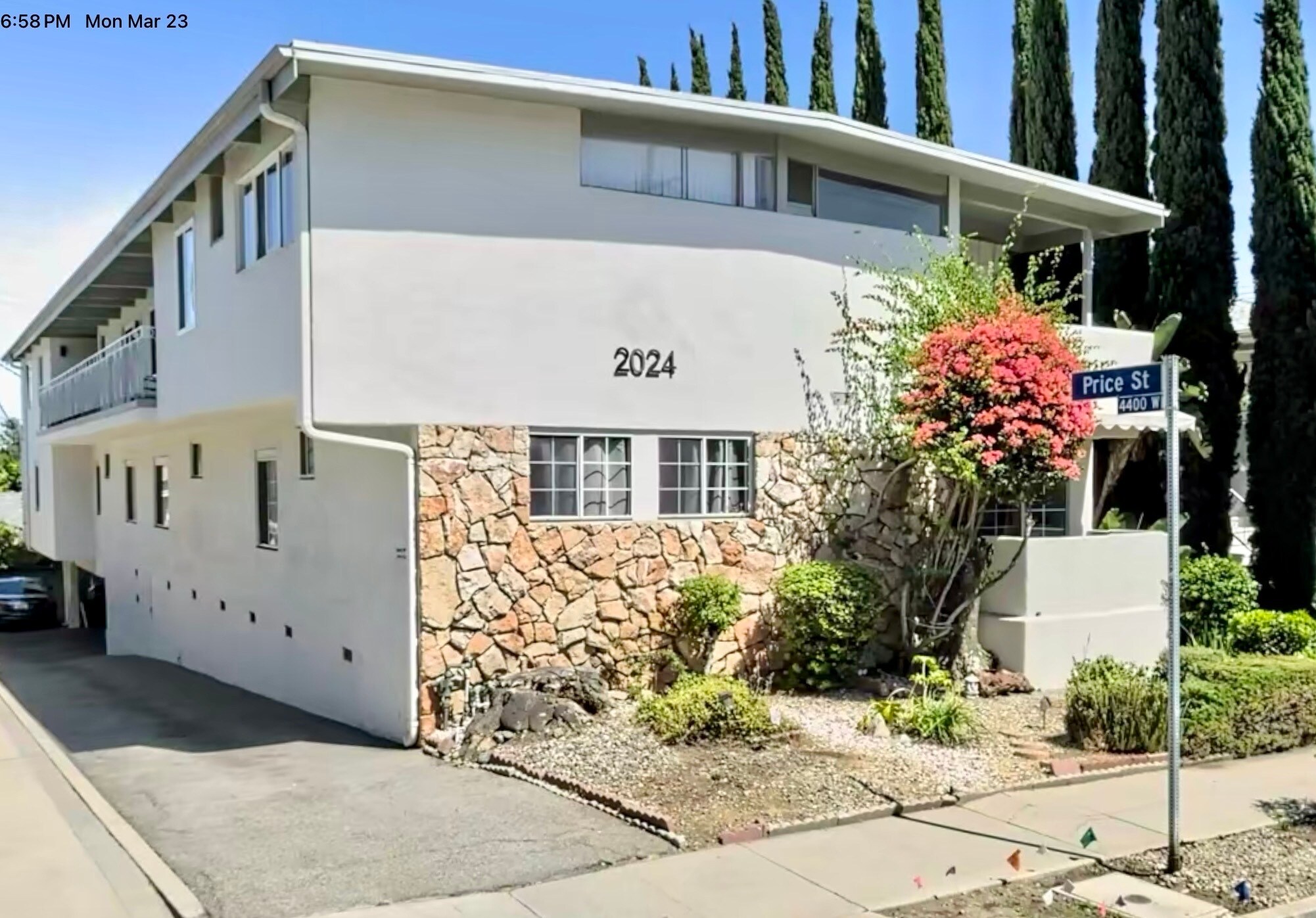 Building Photo - 1929 N Commonwealth Ave