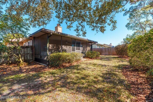 Building Photo - 8066 Le Havre Dr N