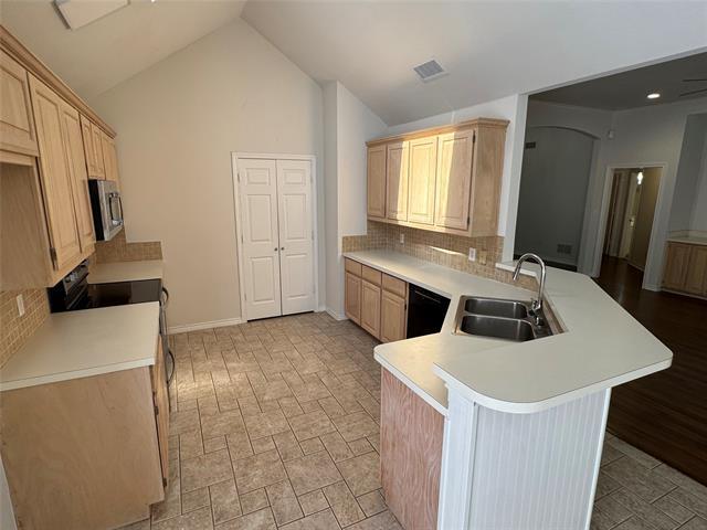 Building Photo - 1509 River Hill Dr