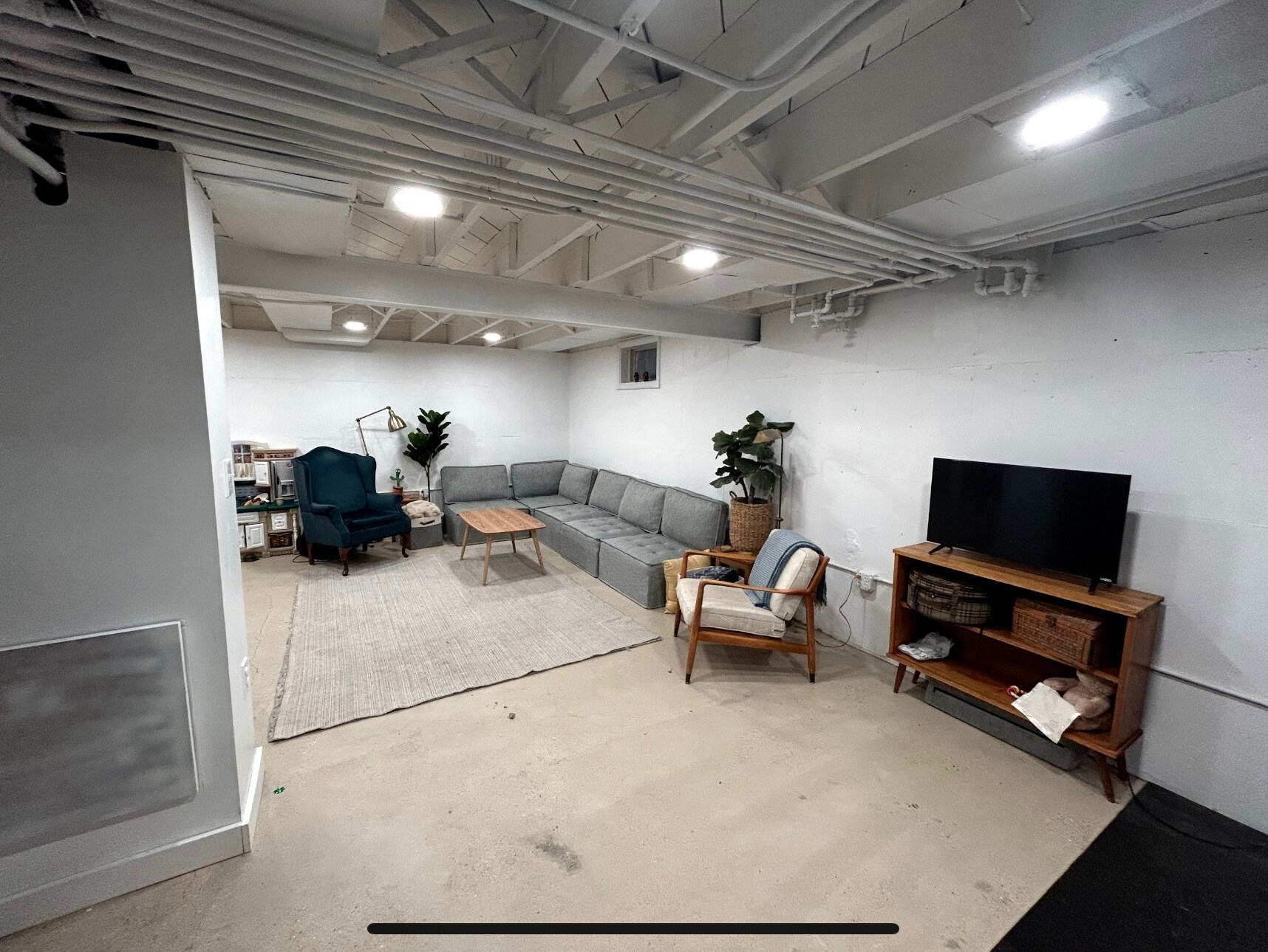 Building Photo - 1207 Jenifer St