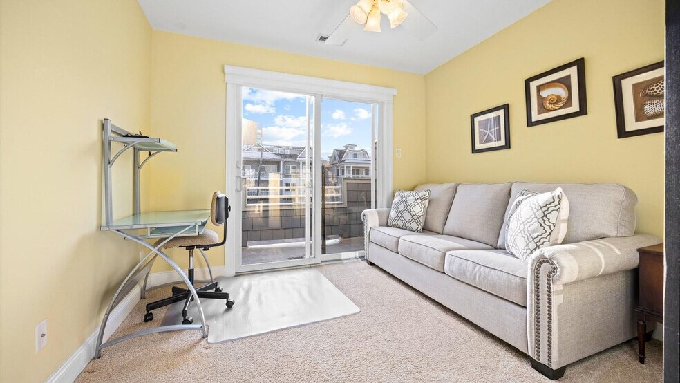 Building Photo - 224 Boardwalk