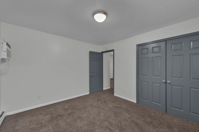 Building Photo - 6011 Stover Ave