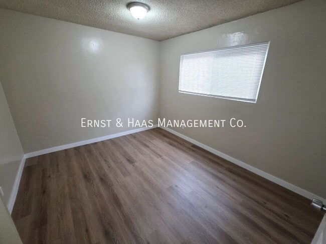 Building Photo - 9119 Rose St