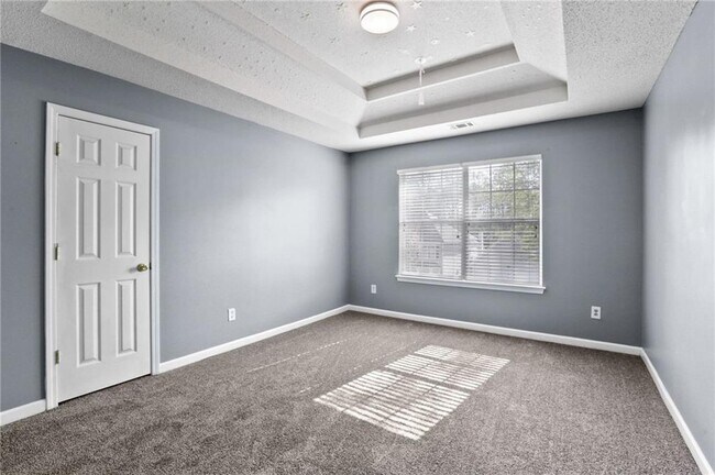 Building Photo - 4550 Ivy Fork Dr