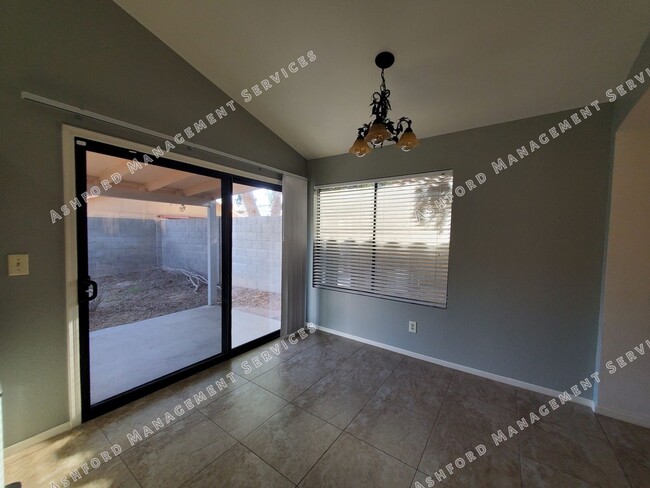 Building Photo - ***MOVE IN SPECIAL***3 BEDROOM ON CULDESAC...