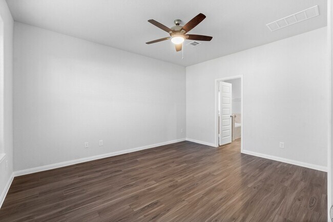 Building Photo - 13357 Burbot Dr